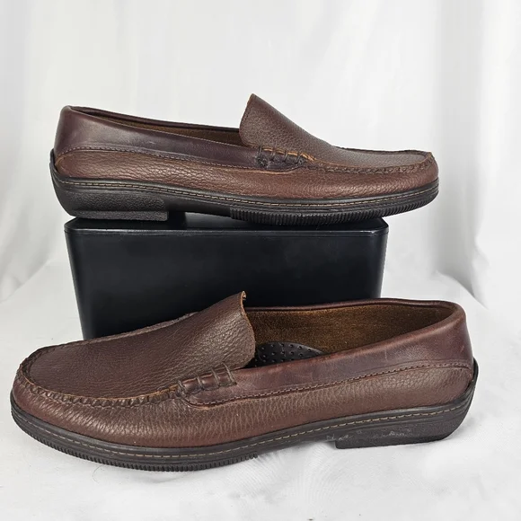 Allen Edmonds Brown Leather Pebbled Moc Toe Loafers Allen Edmonds Nashua Black Brown Moc Toe Pebbled Leather  main image 2